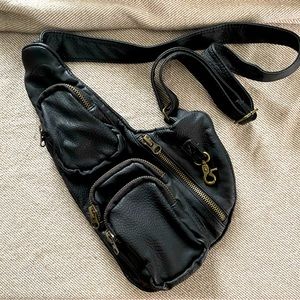 SACS of Life | Leather Shoulder Bag